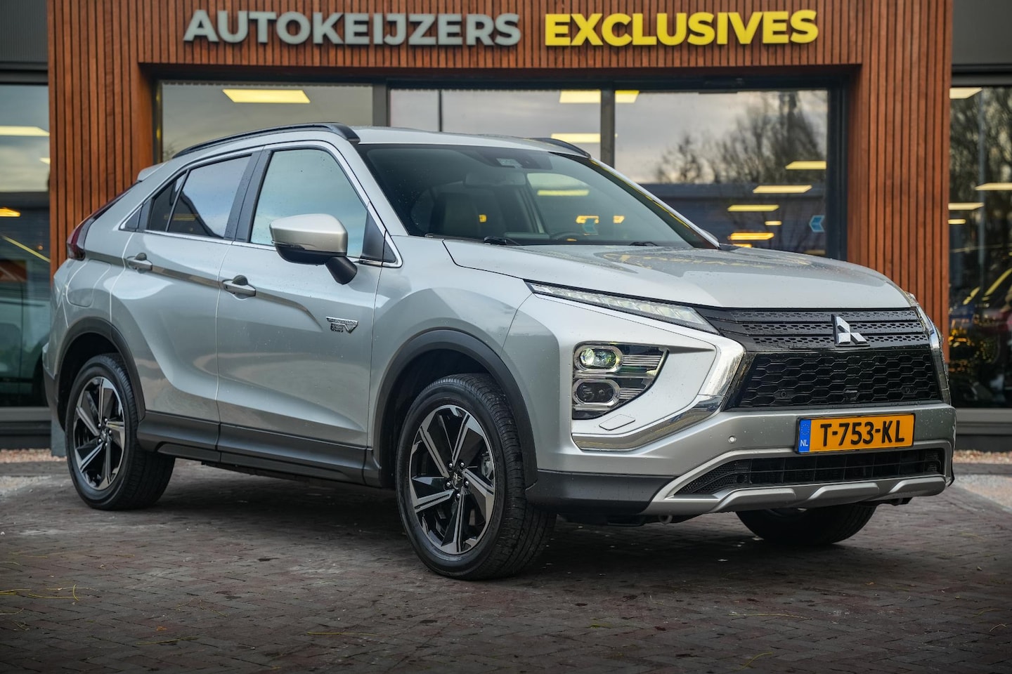 Mitsubishi Eclipse Cross - 2.4 PHEV Intense+ 2.4 PHEV Intense+ - AutoWereld.nl