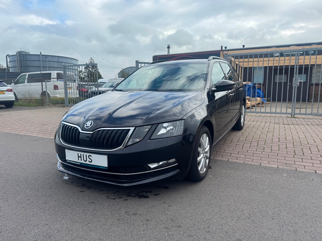 Skoda Octavia Combi - 2.0 TDI DSG-AUTOMAAT NAVI/LED/CLIMA - AutoWereld.nl