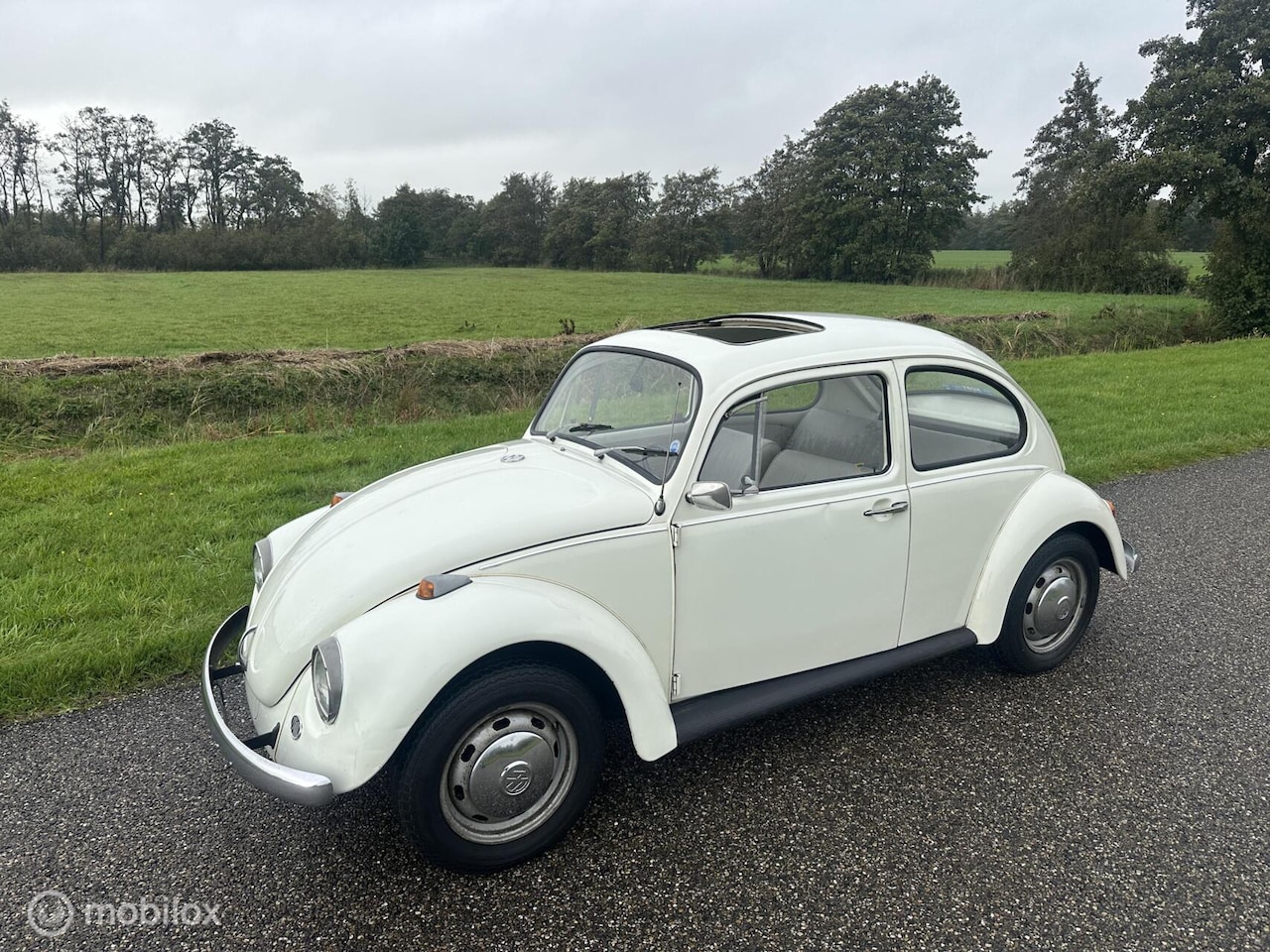 Volkswagen Kever - 1200 standaard met schuifdak - AutoWereld.nl