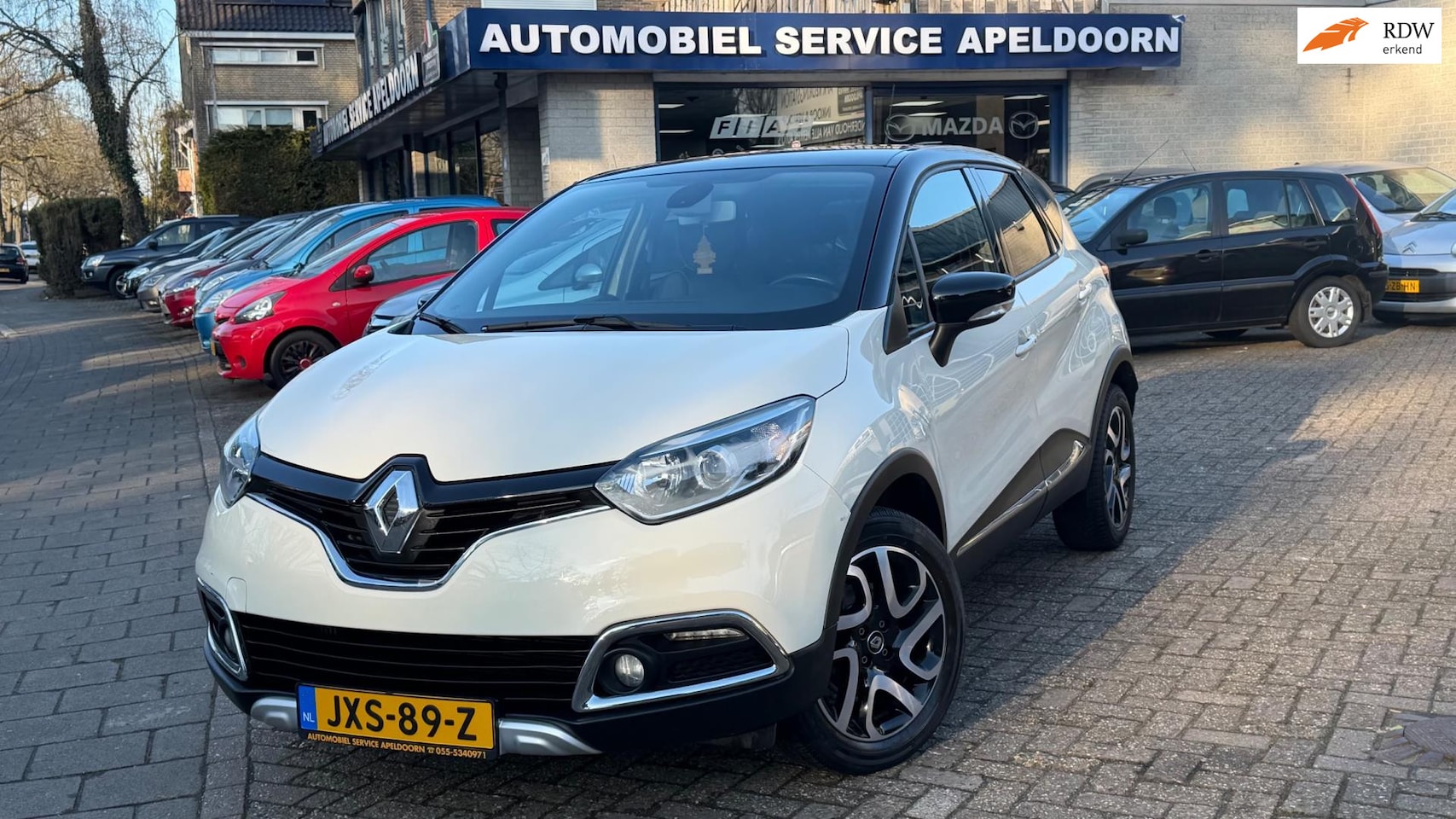 Renault Captur - 1.2 TCe Limited *CRUISE*NAVI*STOELVERW.*CLIMA*LM. VELGEN*A. CAMERA* - AutoWereld.nl