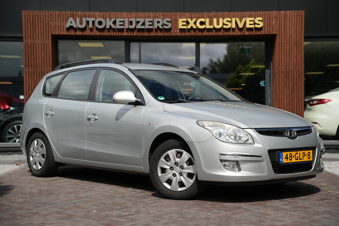 Hyundai i30 CW - 1.6i Dynamic Airco APK - AutoWereld.nl