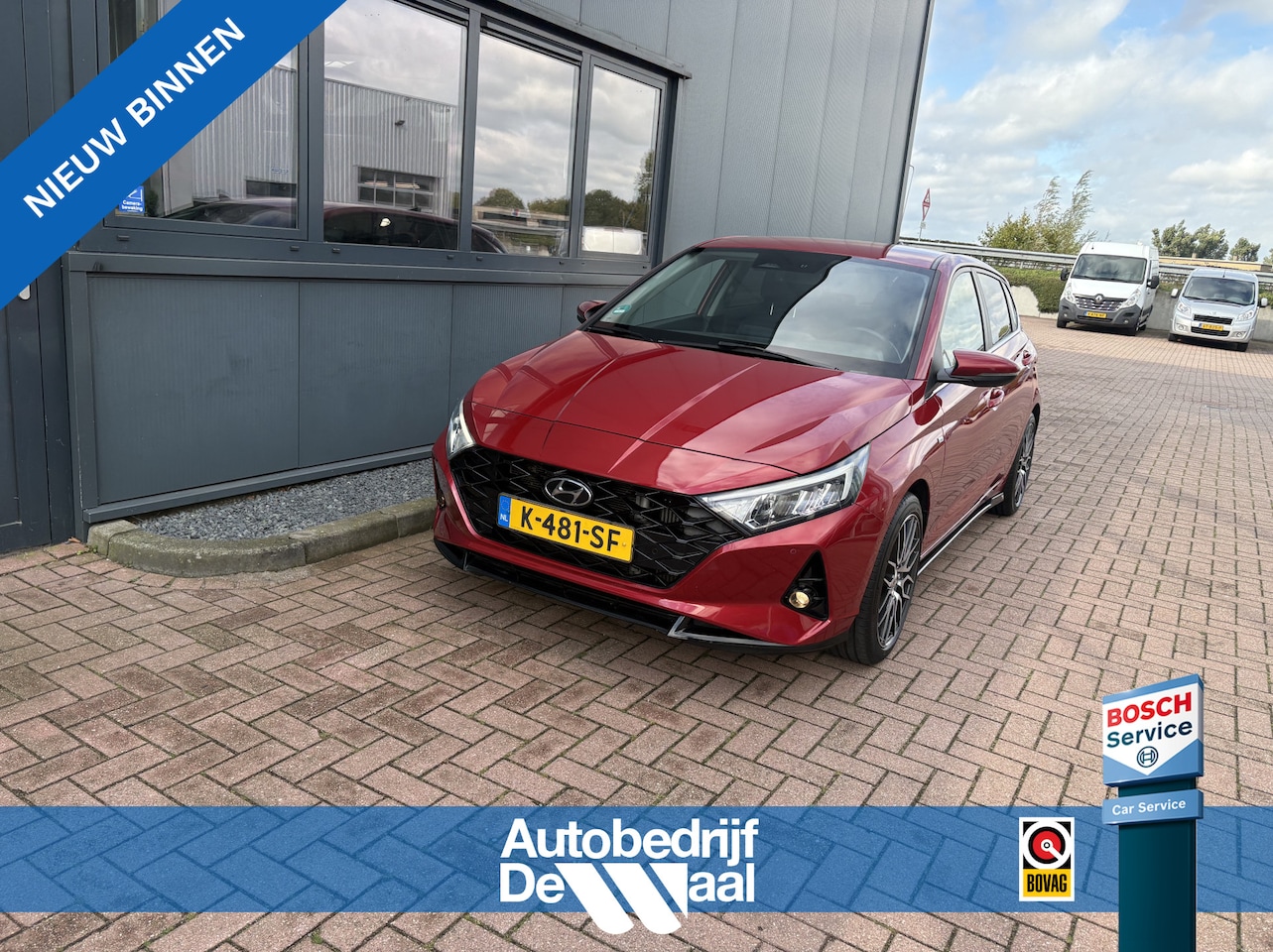 Hyundai i20 - 1.0 T-GDI 100pk Premium 5-drs. BOSE/KEYLESS/CAMERA/DODEHOEK/TREKHAAK/WINTERPACK - AutoWereld.nl