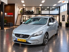 Volvo V40 - 1.6 D2 Summum R-Design|StoelMM|Aut|Leer|Camera|