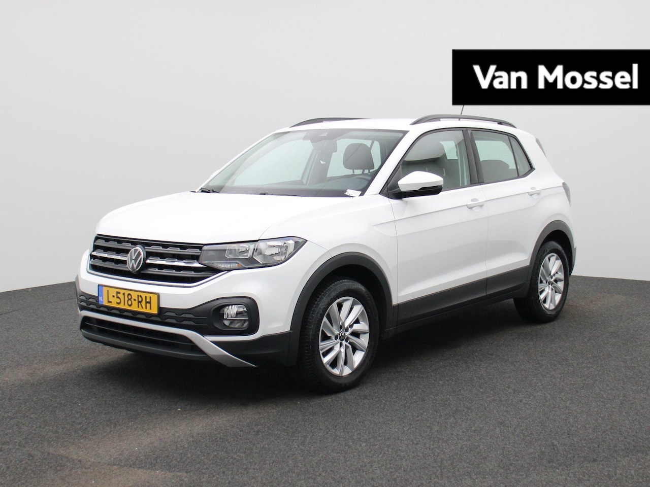 Volkswagen T-Cross - 1.0 TSI Life 95 PK | Trekhaak | Airco | Apple Carplay | Android Auto | Adaptive Cruise Con - AutoWereld.nl