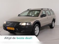 Volvo V70 Cross Country - 2.4 T Geartr. Comf. | Blijvend Youngtimer | Trekhaak | Lage stand |
