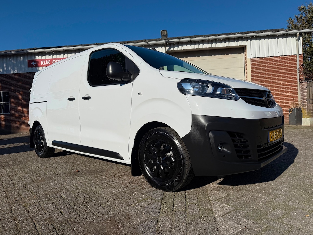 Opel Vivaro-e - L2H1 Edition 75 kWh 100% Elektrisch Camera Carplay - AutoWereld.nl