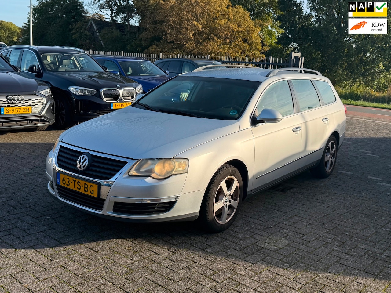Volkswagen Passat Variant - 2.0 FSI Comfortline | 02-2027 Apk | Climate control | Keyless Start | Cruise Control - AutoWereld.nl