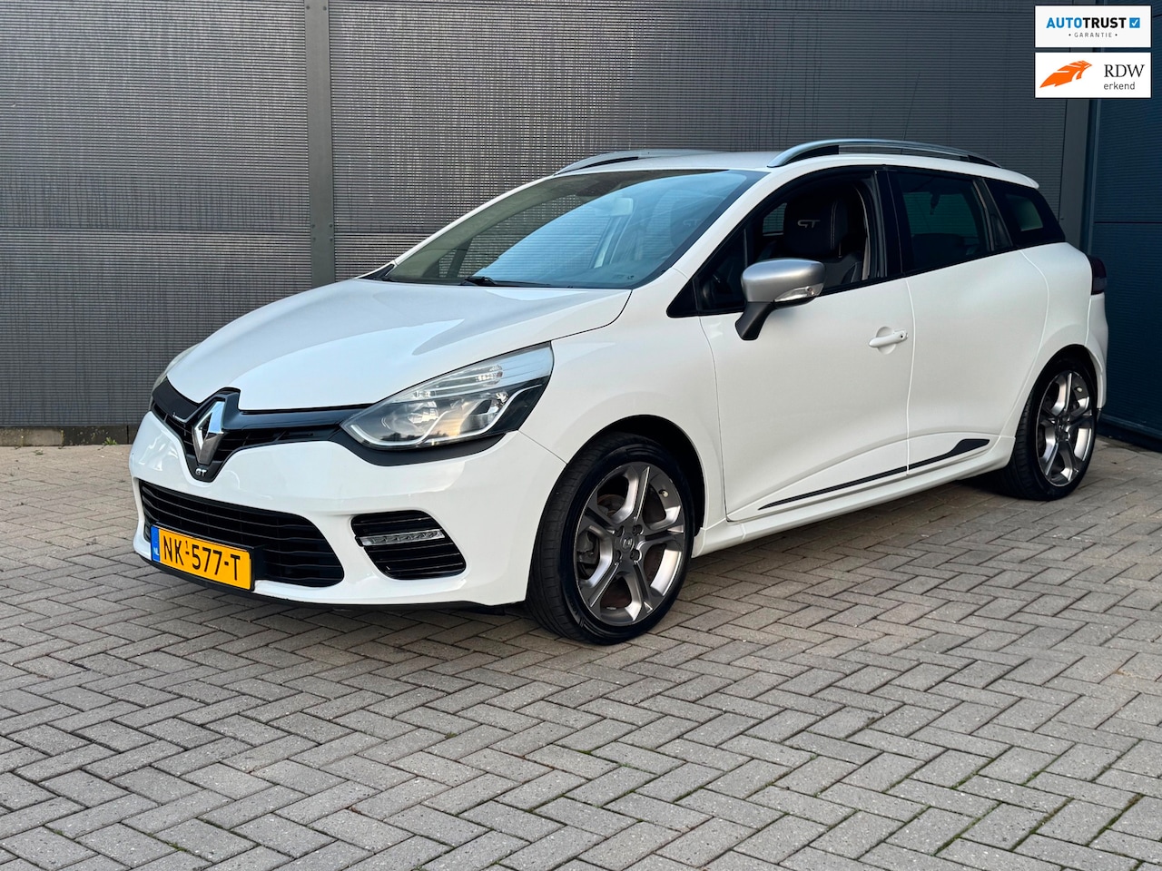 Renault Clio Estate - 1.2 GT / Automaat / Camera / Navi - AutoWereld.nl