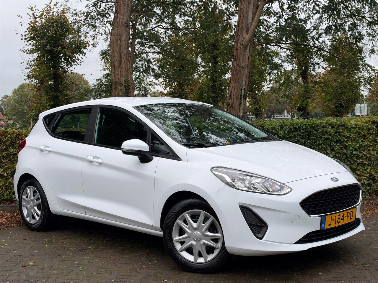 Ford Fiesta - 1.0 EcoB. Connected/Airco/Navi/DAB/Carplay/Cruise/Stuurbediening - AutoWereld.nl