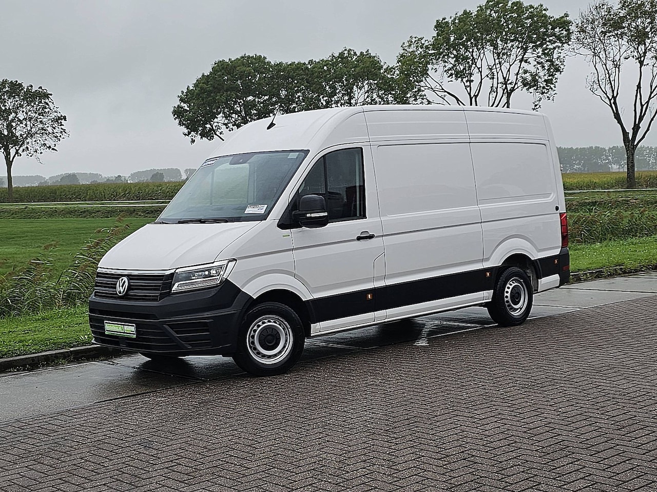 Volkswagen Crafter - 35 2.0 TDI L3H2 Comfortline Adaptieve cruise control, Airco, Pdc, Carplay, Camera, Led, La - AutoWereld.nl