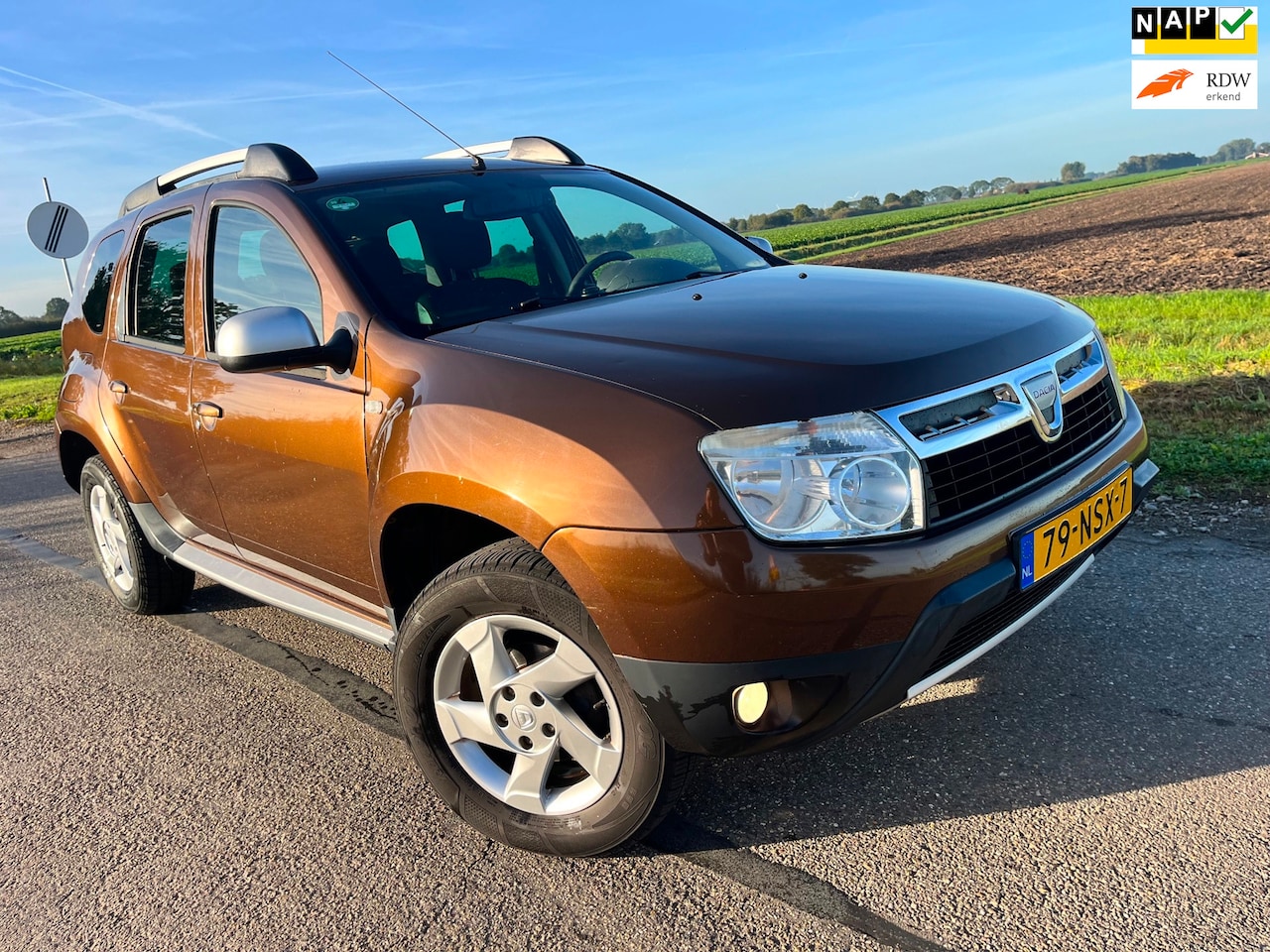 Dacia Duster - 1.6 Lauréate / airco NAP - AutoWereld.nl