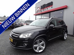 Volkswagen Tiguan - 2.0 TSI | 4Motion | PANO | LEDER | TREKHAAK | STOELVERW. |