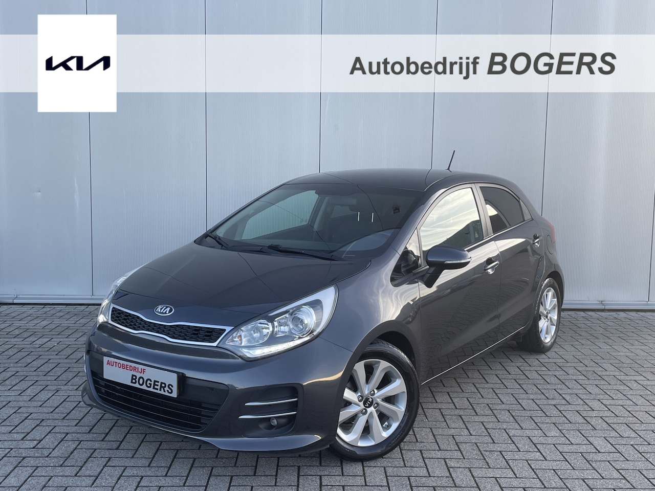 Kia Rio - 1.2 CVVT ExecutiveLine Navigatie, Climate Control, Cruise Control, 16"Lm, Stoelverwarming, - AutoWereld.nl