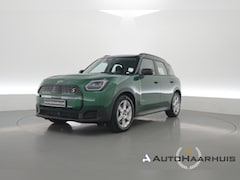 MINI Countryman - SE ALL4 Classic S 66.5 kWh | SOH 100% | Rijklaar | HUD | Leder | Camera | Stoel- Stuurverw