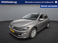 Volkswagen Polo - 1.0 TSI Comfortline / Navigatie / App connect / Parkeersensoren V+A /