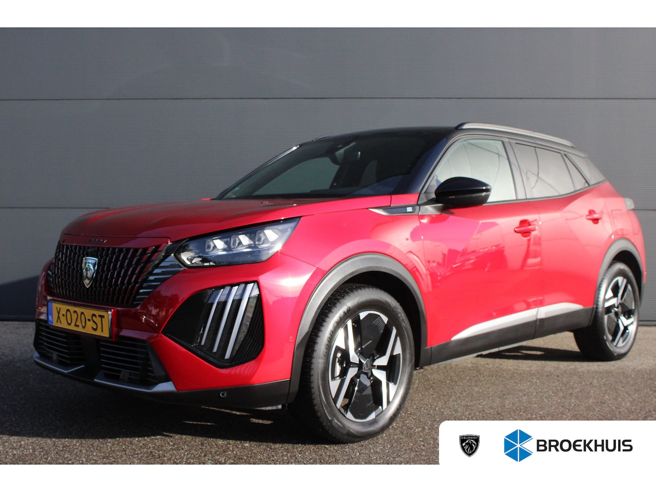 Peugeot e-2008 - EV GT 54 kWh | Fase 3 laden | Luxe stoelen | Massage | Navigatie | Camera voor + achter | - AutoWereld.nl