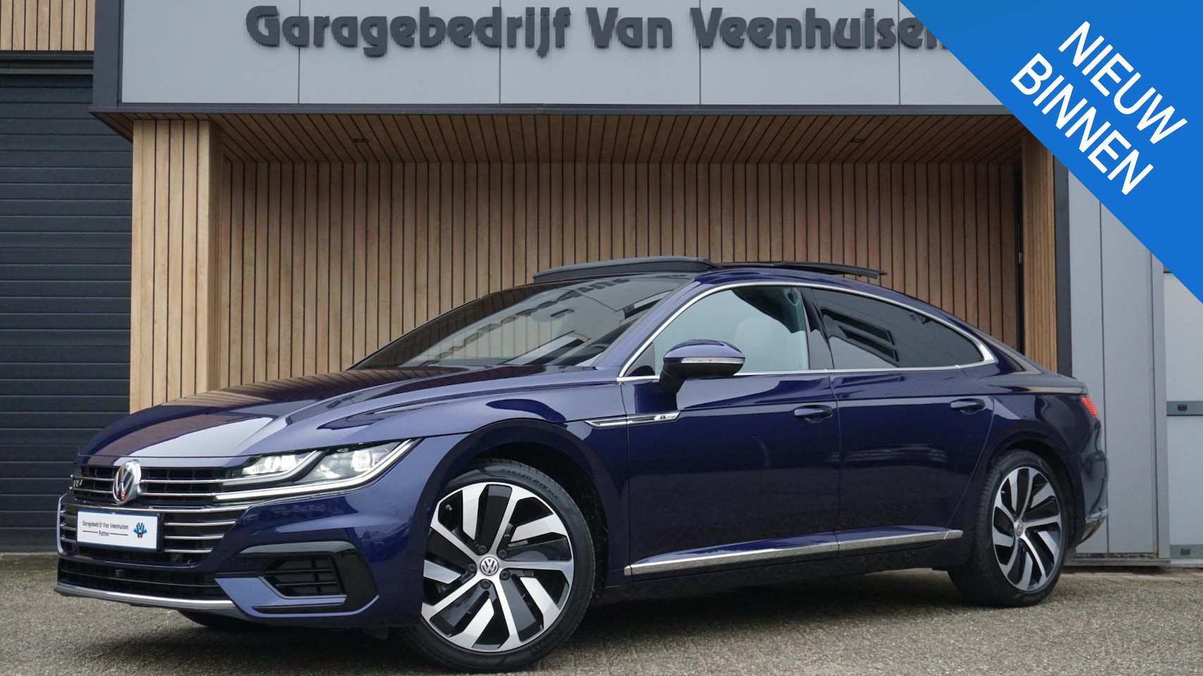 Volkswagen Arteon - 2.0 TSI 190PK 3X R-LINE Pano.Dak DynAudio Standkachel 360-View 19inch LM ACC Trekhaak *Atl - AutoWereld.nl