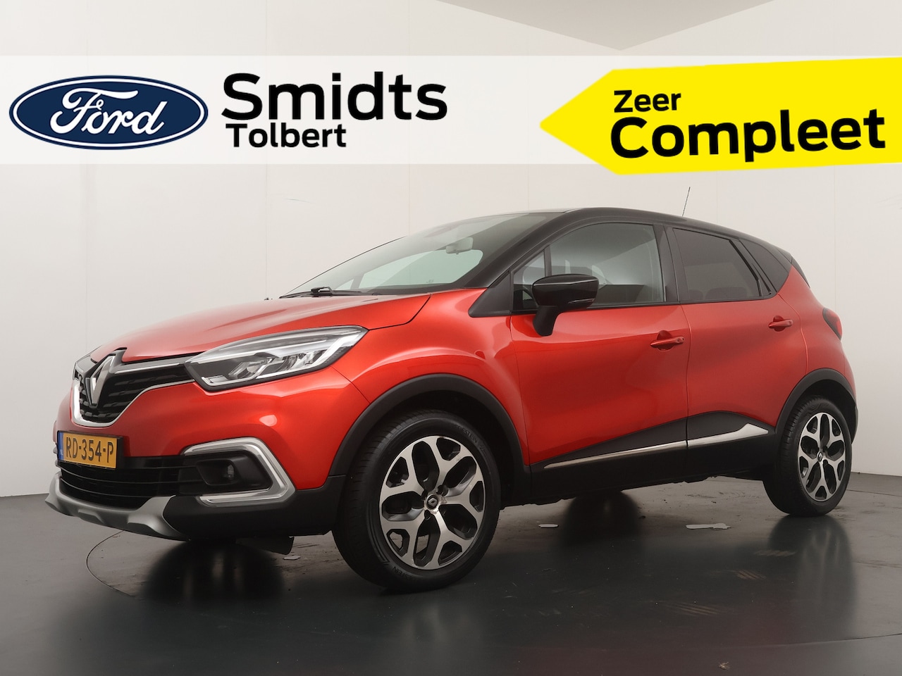 Renault Captur - 0.9 TCe Intens 90pk | Cruise control | Climate control | LED | 17" LMV | Parkeersensoren a - AutoWereld.nl