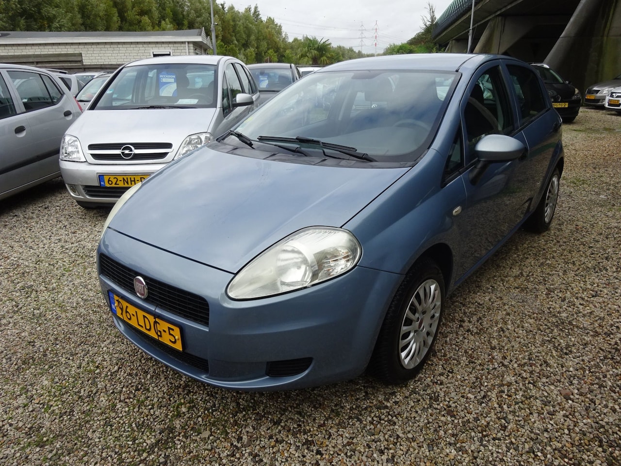 Fiat Grande Punto - 1.2 Actual. Airco, Stuurbekrachtiging, Apk 18-11-2027 - AutoWereld.nl