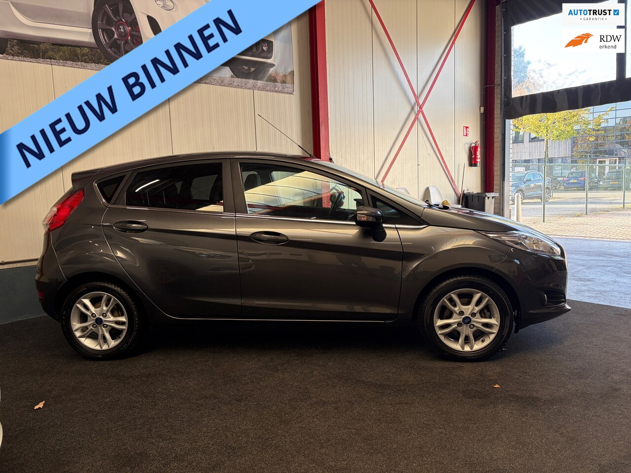 Ford Fiesta - 1.0 EcoBoost Titanium camera navi - AutoWereld.nl