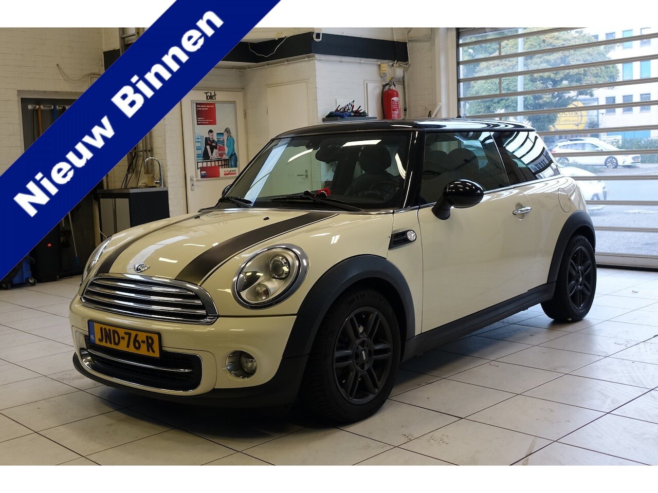 MINI 3-Deurs - 1.6 Cooper Mayfair - AutoWereld.nl