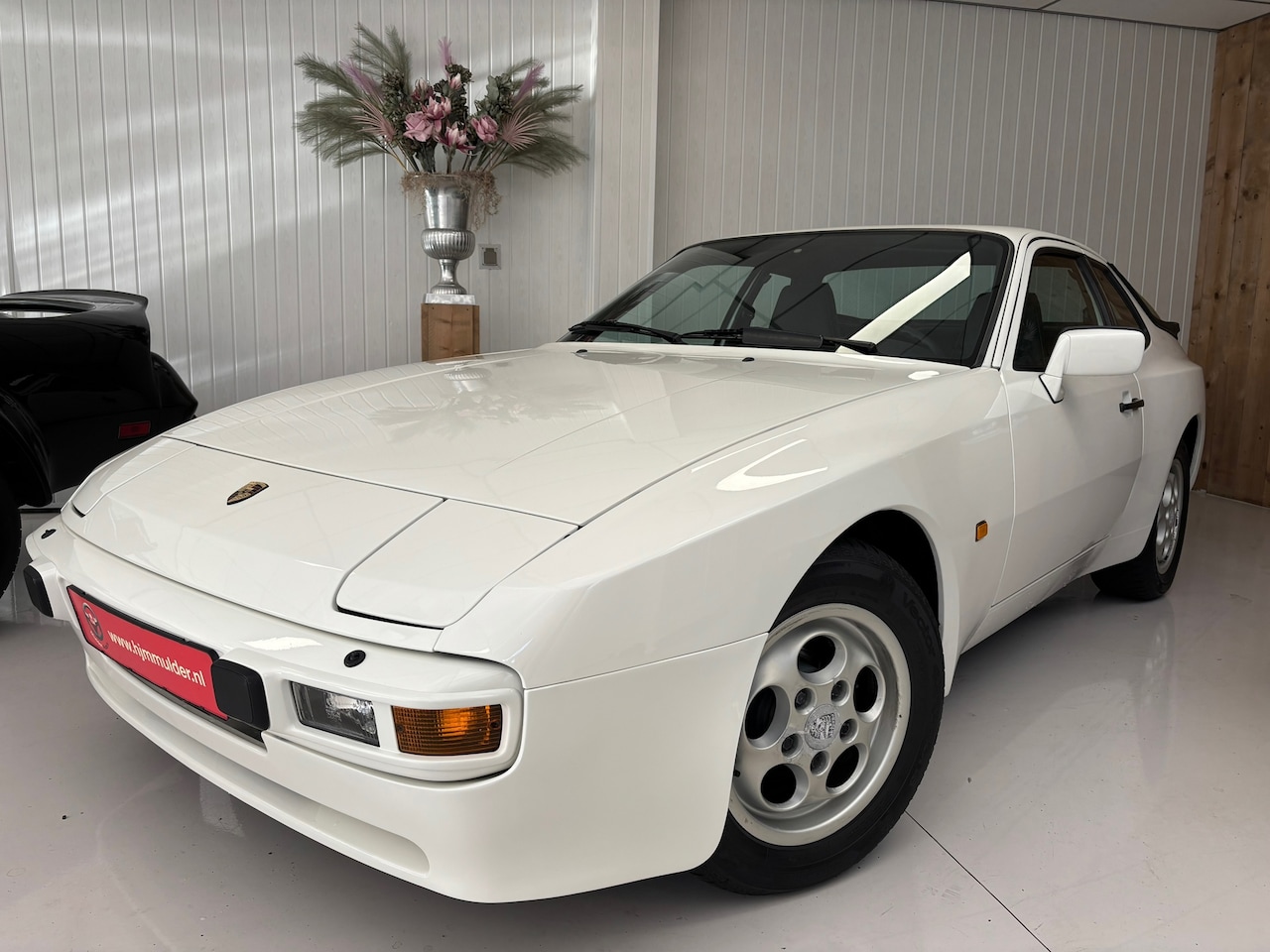 Porsche 944 - 2.5 Coupé 2.5 Coupé, AUTOMAAT, ZEER GAAF EN ORIGINEEL, BELASTINGVRIJ, ETC.... - AutoWereld.nl