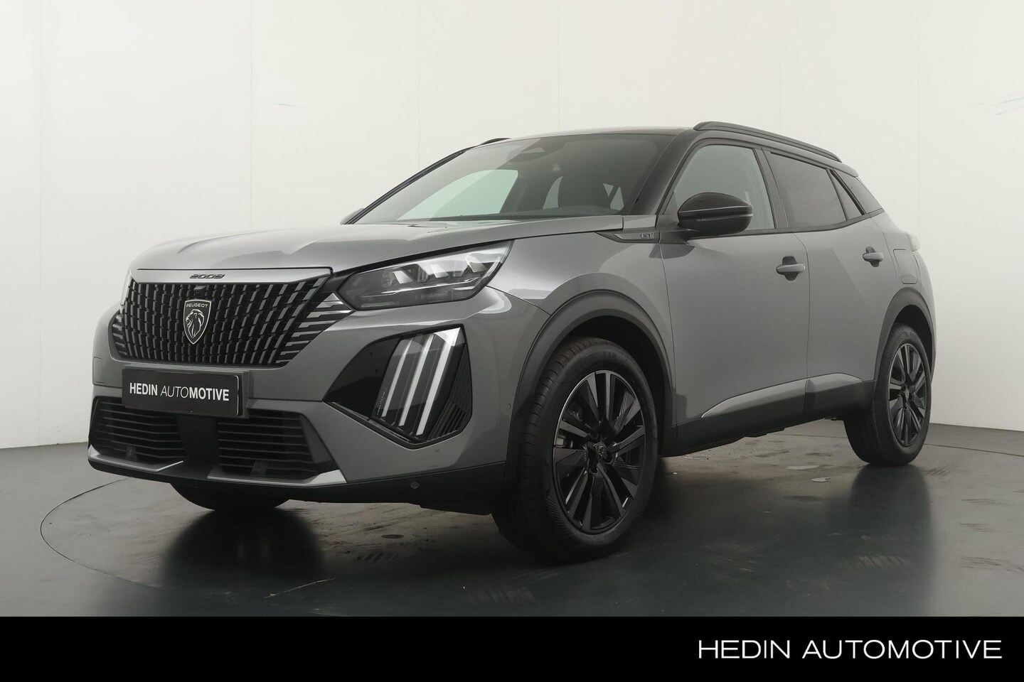 Peugeot 2008 - 1.2 Hybrid 145 GT | Navigation Pack | Vision Pack | 18" Evissa Velgen | Two Tone kleur | C - AutoWereld.nl