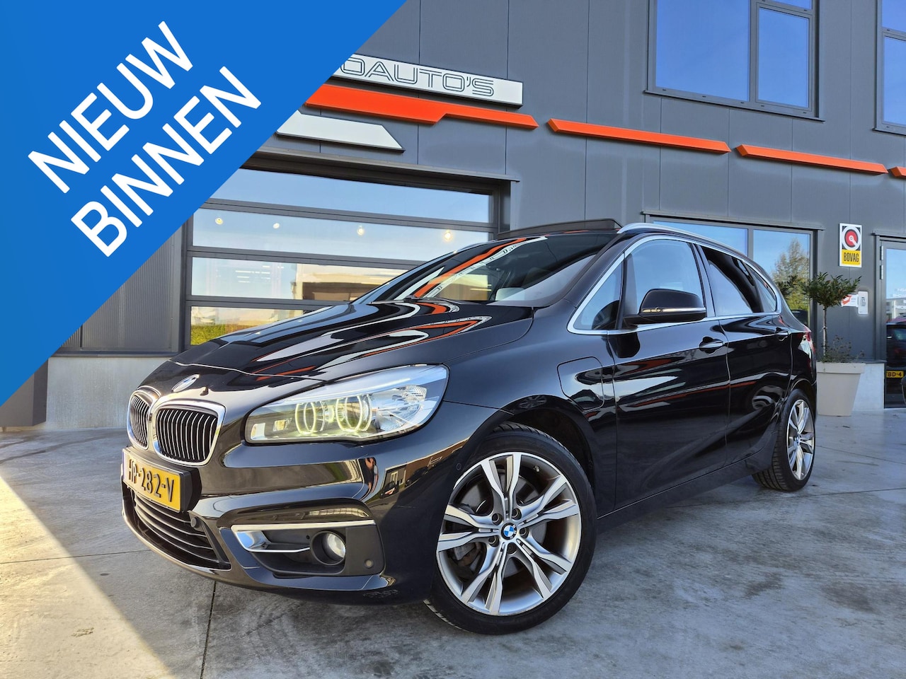 BMW 2-serie Active Tourer - 225xe Centennial High Executive 225xe Centennial High Executive - AutoWereld.nl
