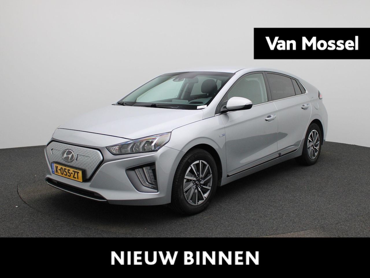 Hyundai IONIQ - Comfort EV 38 kWh | Automaat | Parkeer sensoren | Virtual cockpit | Cruise control | Clima - AutoWereld.nl