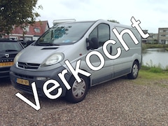 Opel Vivaro - 2.5 DTI L1H1 - Versnellingsbak defect - Motor 100 %