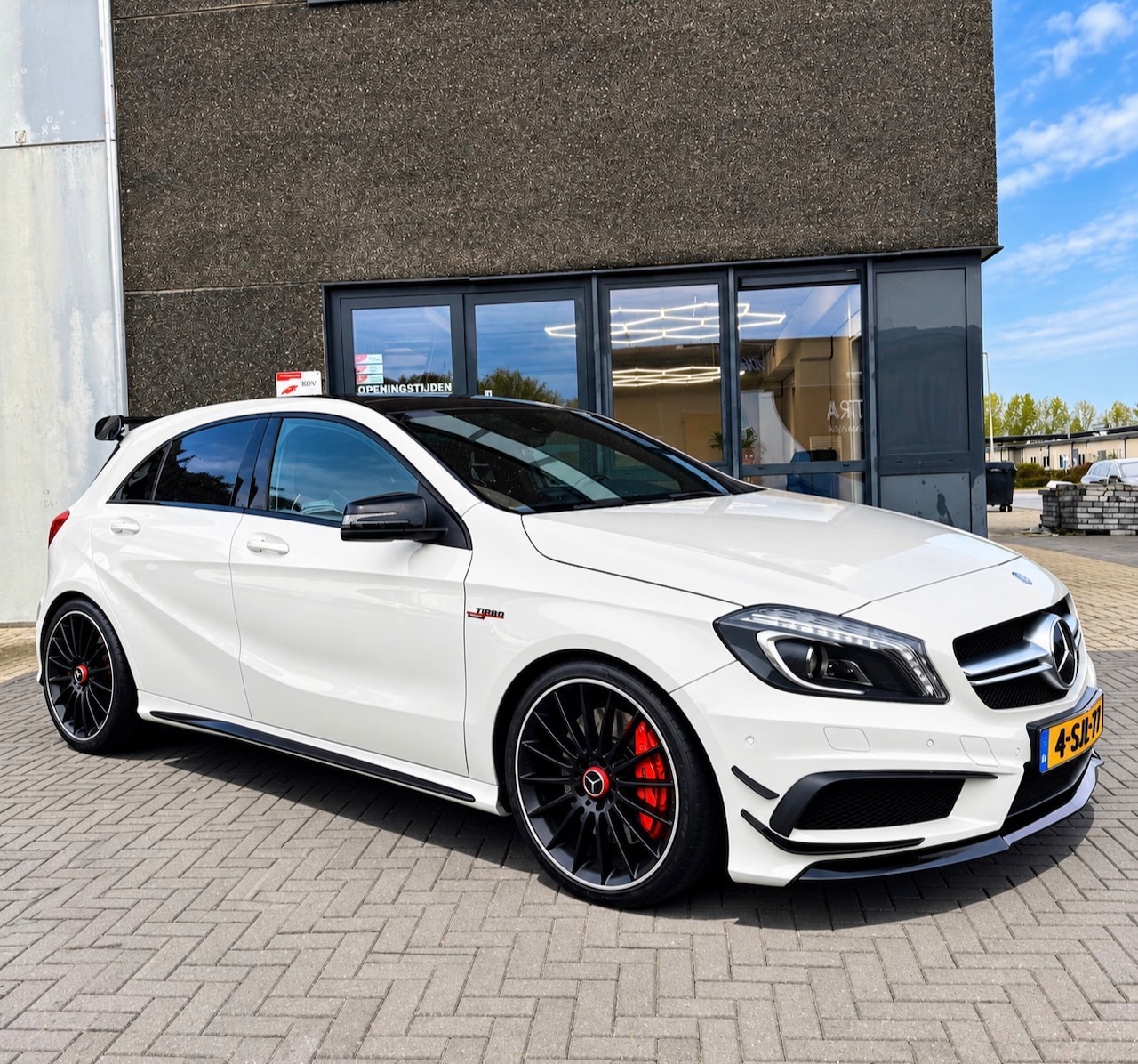 Mercedes-Benz A-klasse - AMG 45 4MATIC - AutoWereld.nl