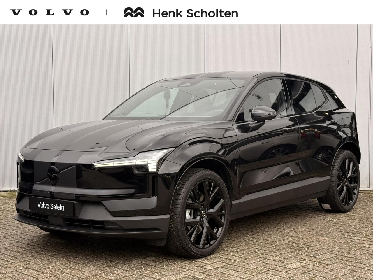 Volvo EX30 - P5 Long Range Plus Black Edition Europa 69 kWh | 20 inch black lichtmetalen velgen | Strip - AutoWereld.nl