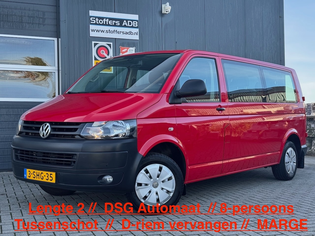 Volkswagen Transporter Kombi - 2.0 TDI 140pk DSG L2H1 Comfortline | D-riem verv. | 8-persoons | Trekhaak | Navi | Cruise - AutoWereld.nl