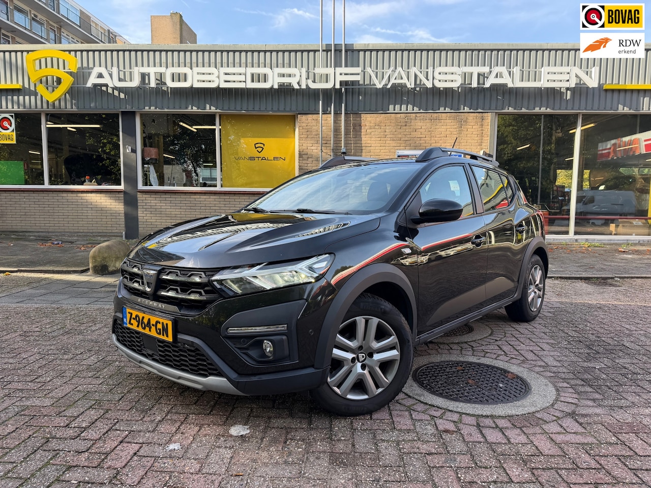 Dacia Sandero Stepway - 1.0 TCe 90 Comfort|Camera|Sensoren| - AutoWereld.nl