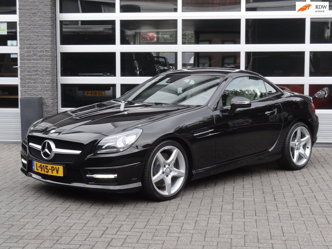 Mercedes-Benz SLK-klasse - 200 / Handgeschakeld / 83.148 km / AMG velgen / Nieuwstaat. - AutoWereld.nl