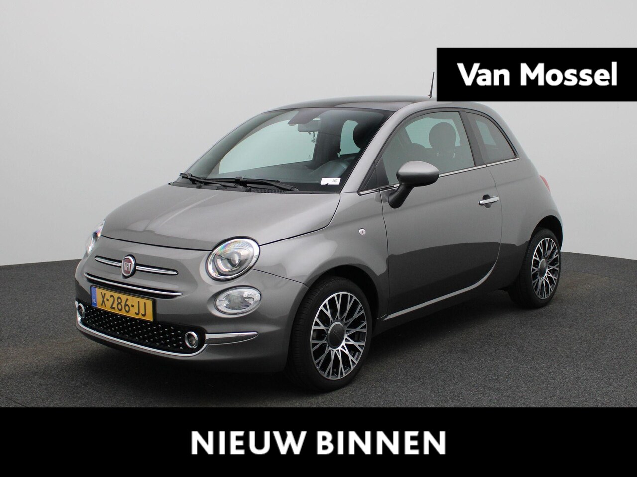 Fiat 500 - 1.0 Hybrid Dolcevita | Panorama dak | Parkeer sensoren | Climate control | DAB | LMV | Blu - AutoWereld.nl