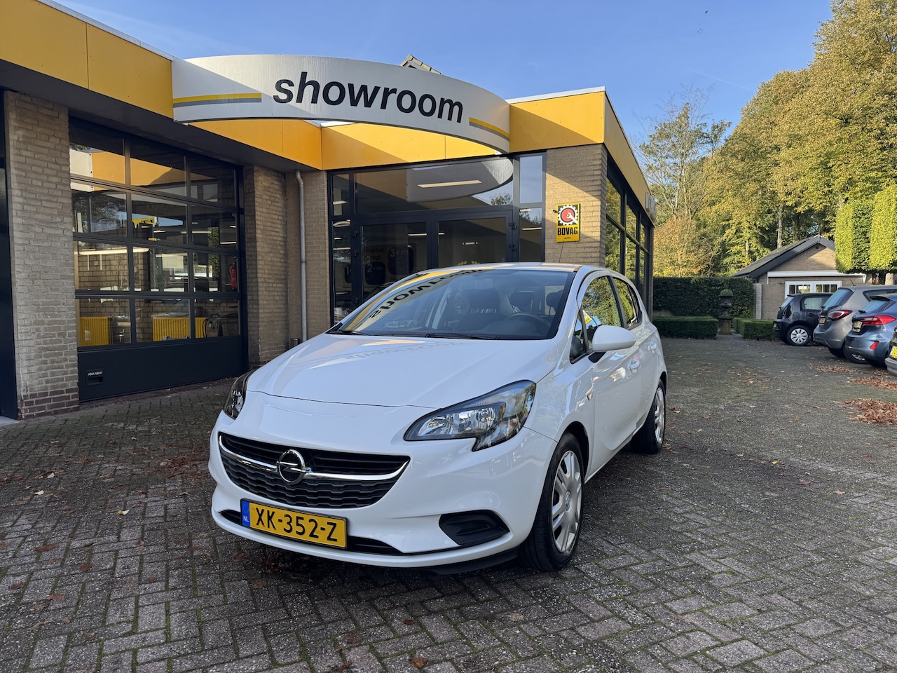 Opel Corsa - 1.4 Favourite 5drs Airco - AutoWereld.nl