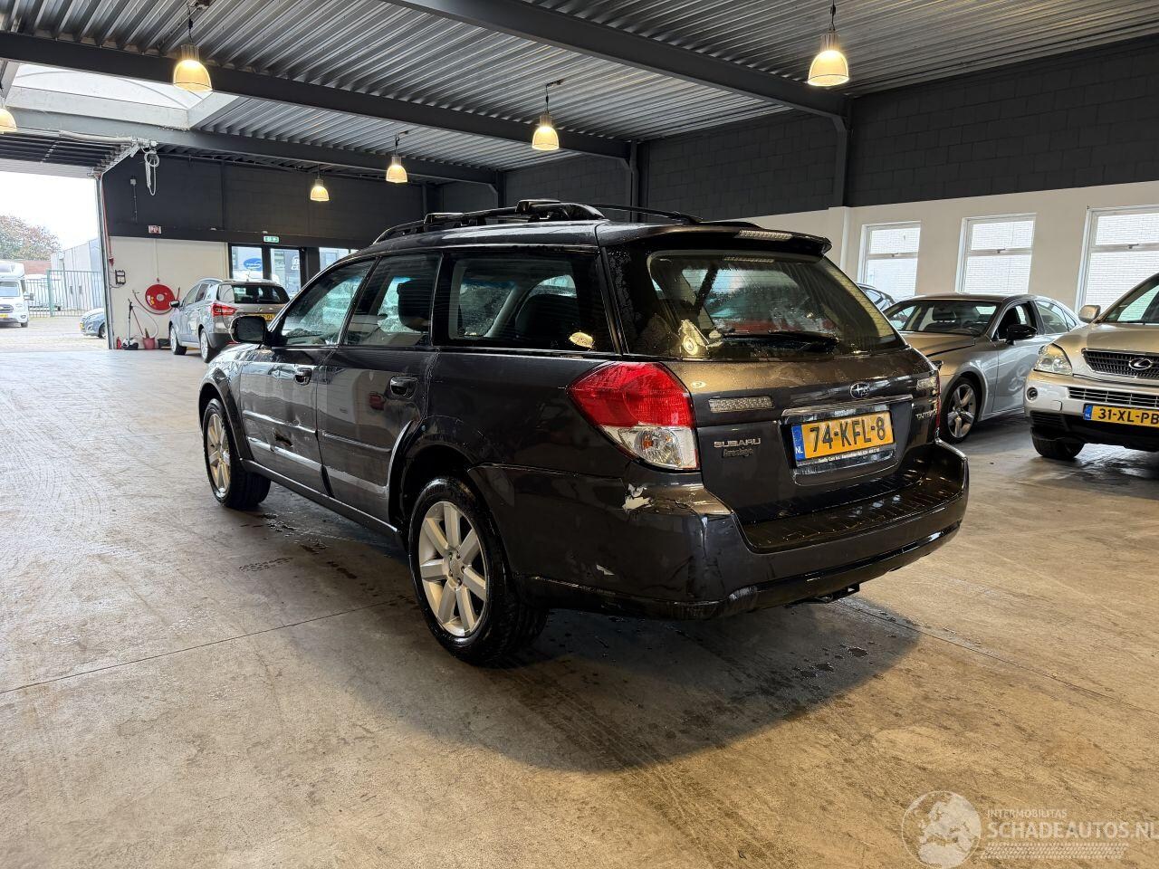 Subaru Outback - Outback 2.5i