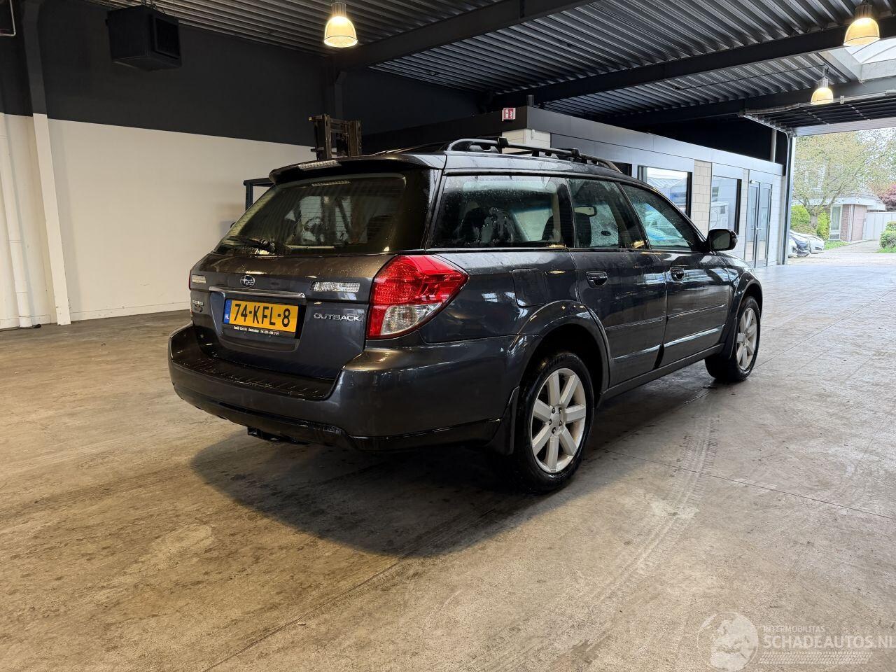 Subaru Outback - Outback 2.5i