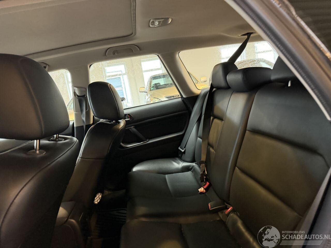 Subaru Outback - Outback 2.5i