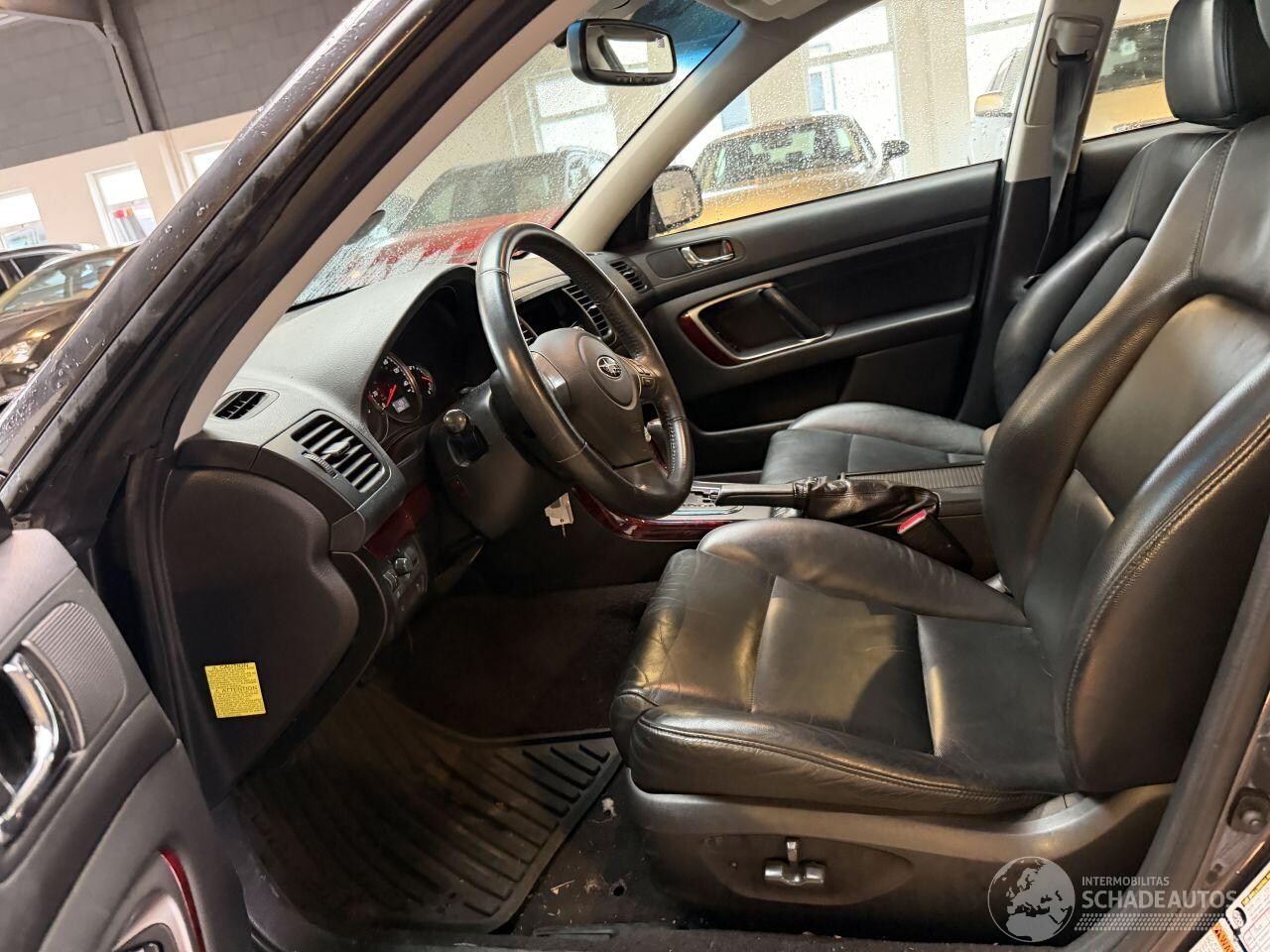 Subaru Outback - Outback 2.5i