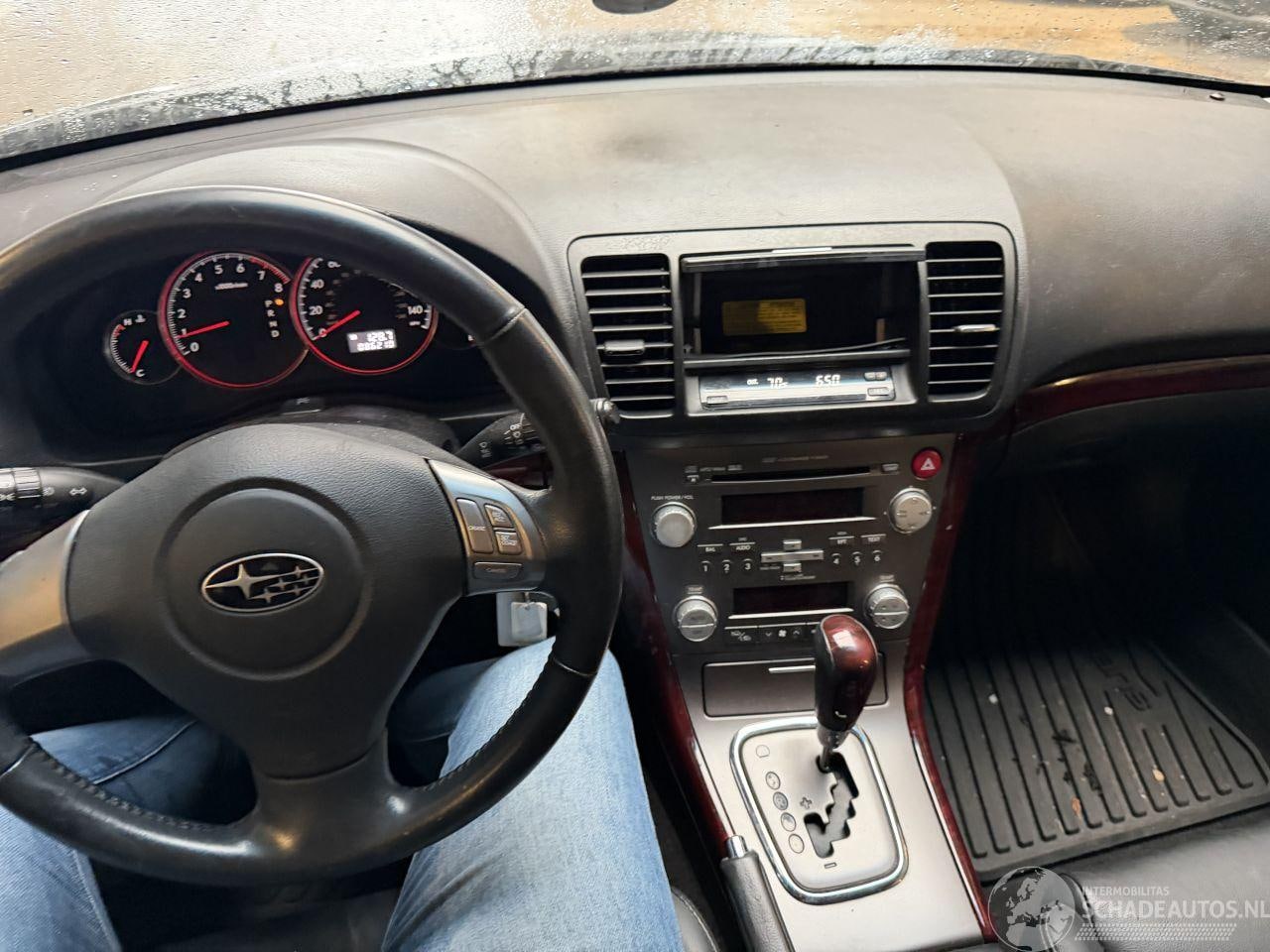 Subaru Outback - Outback 2.5i