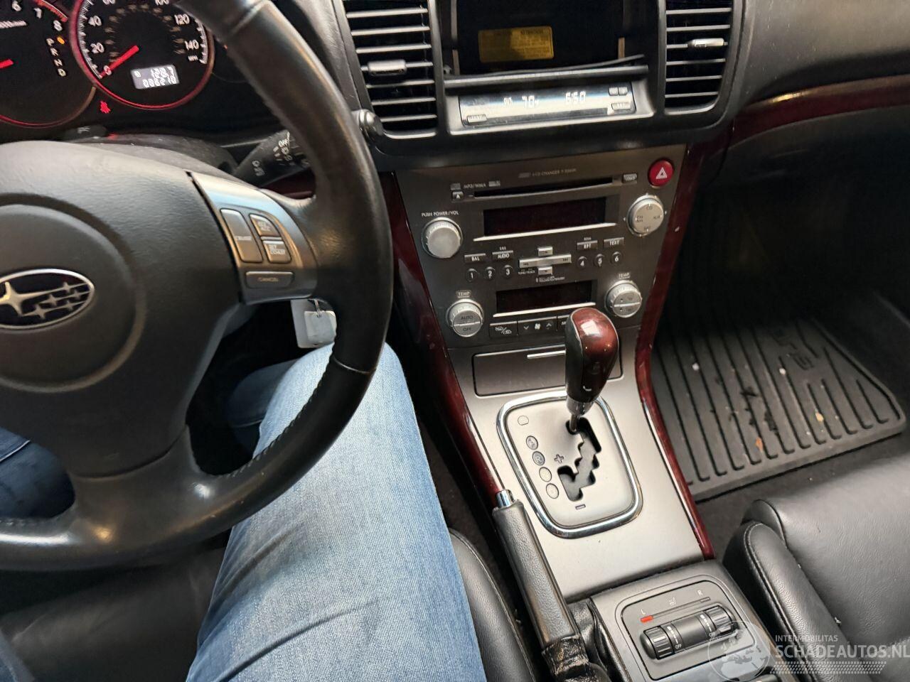 Subaru Outback - Outback 2.5i
