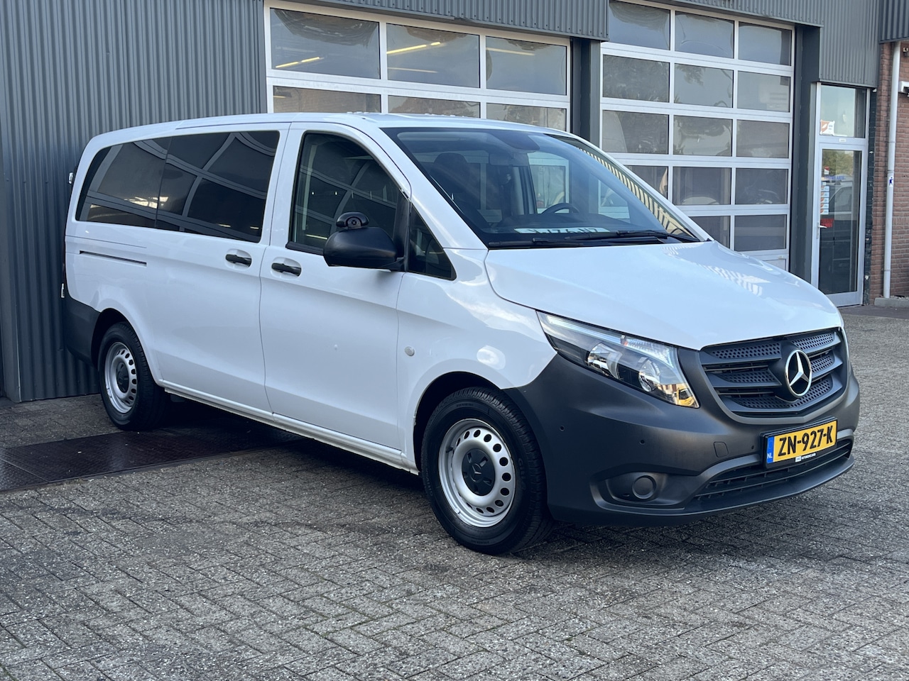 Mercedes-Benz Vito Tourer - 116 BlueTEC Pro Lang Airco Cruise control PDC Euro 6 geschikt voor Taxi Groeps vervoer Pe - AutoWereld.nl