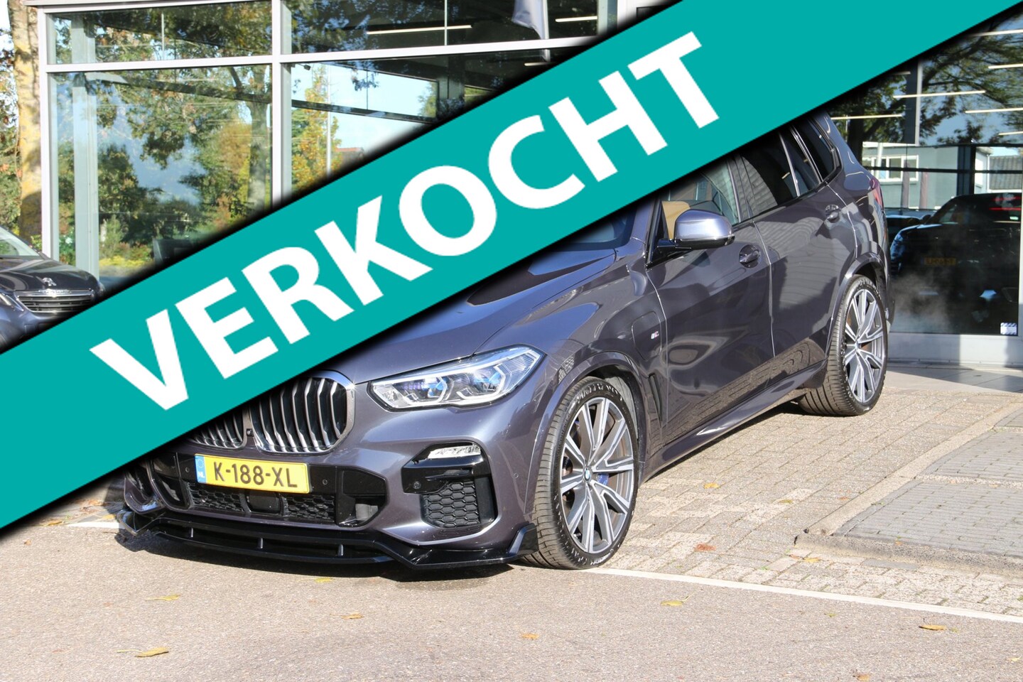 BMW X5 - XDrive45e M-PAKKET PANO-DAK 2E EIGN NL-AUTO! - AutoWereld.nl