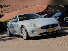 Jaguar XK - 4.2 V8 Coupé