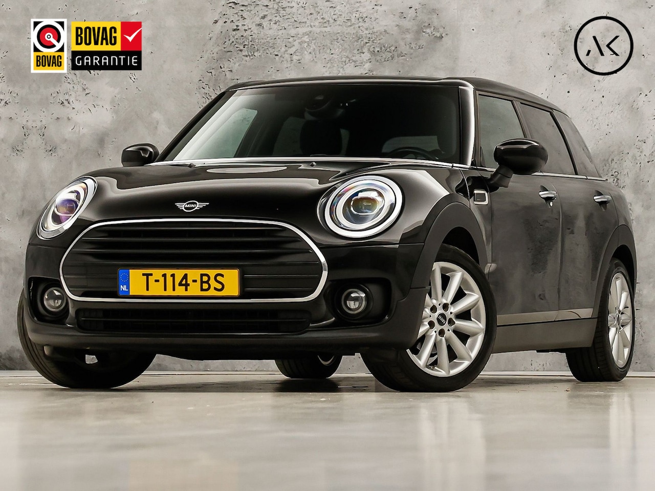 MINI Clubman - 1.5 One Sport Automaat (FACELIFT, NAVIGATIE, DEALER ONDERHOUDEN, CLIMATE, STOELVERWARMING, - AutoWereld.nl