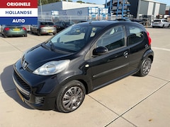 Peugeot 107 - 1.0-12V XS Automaat Zwart Navi BT Van Oma 1941