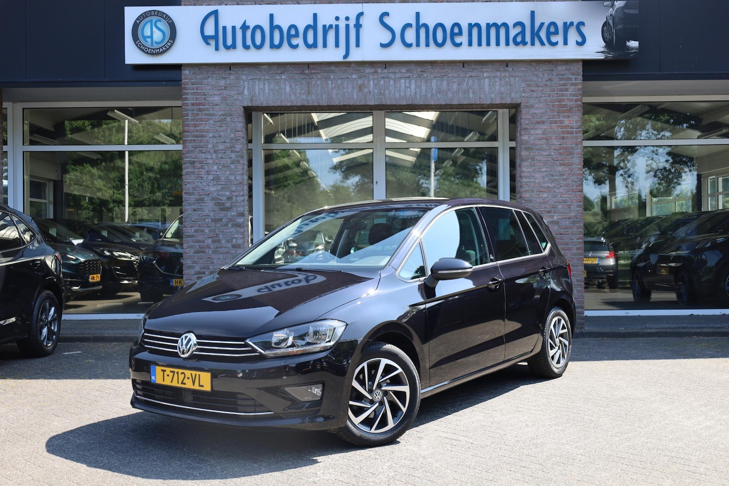 Volkswagen Golf Sportsvan - 1.4 TSI Sound CARPLAY STOEL/SPIEGELVERW. NAVI CRUISE CLIMA 2XPDC LMV ALL-SEASONS! - AutoWereld.nl