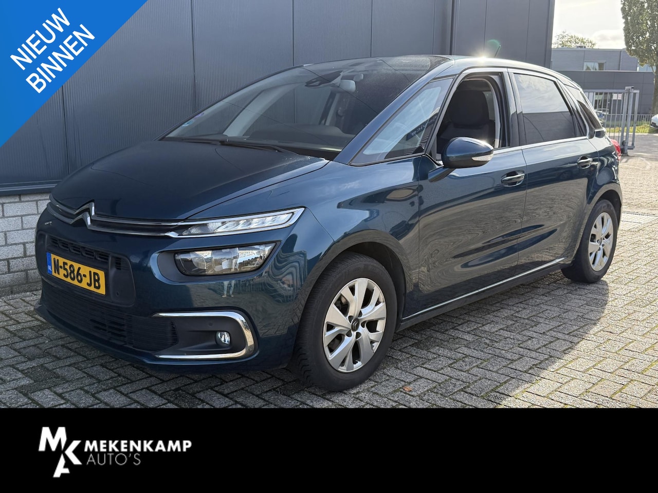 Citroën C4 SpaceTourer - 1.2 PureTech Feel EAT8 16"/Dodehoek/Stoelverwarming/Navigatie/PDC v+a/Camera/Adaptieve cru - AutoWereld.nl